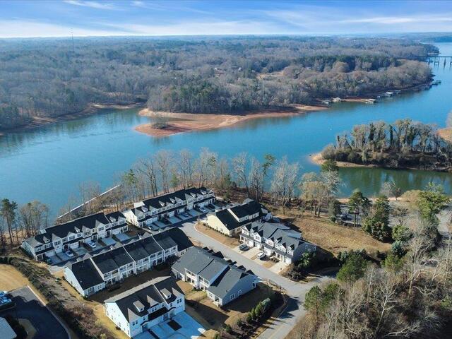 Photo of 207 Nautique Court