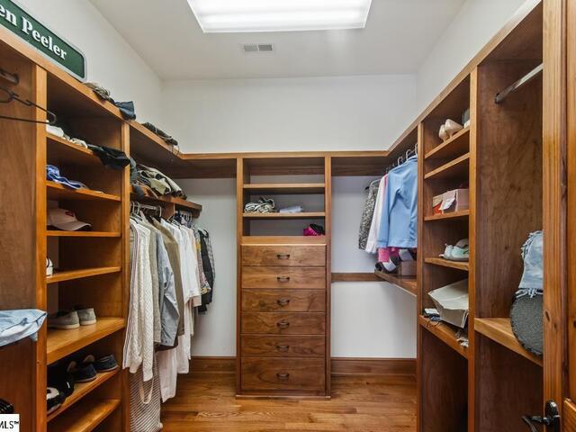 Photo of 206 Feather Bell Lane