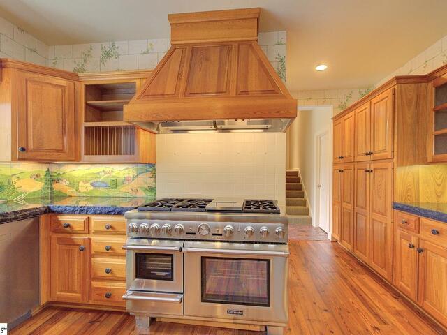 Photo of 21 Eagle Rock Road