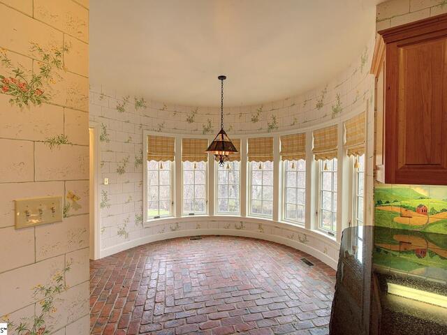 Photo of 21 Eagle Rock Road