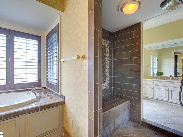 Photo of 21 Eagle Rock Road