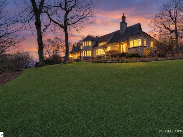 Photo of 21 Eagle Rock Road