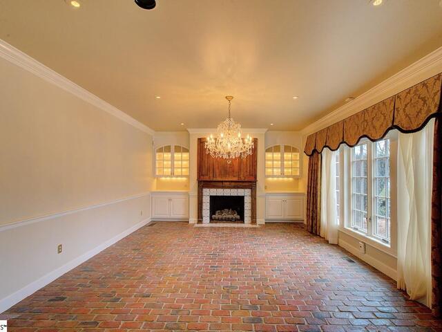 Photo of 21 Eagle Rock Road