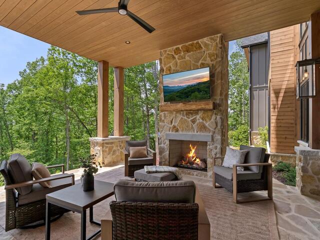 Photo of 189 Crowne Hill Way