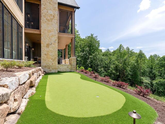 Photo of 189 Crowne Hill Way