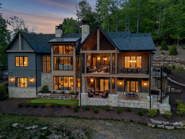 Photo of 189 Crowne Hill Way