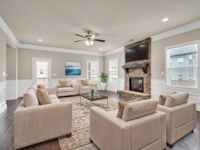 Photo of 26 Palm Springs Way