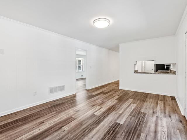 Photo of 100 Swinton Drive