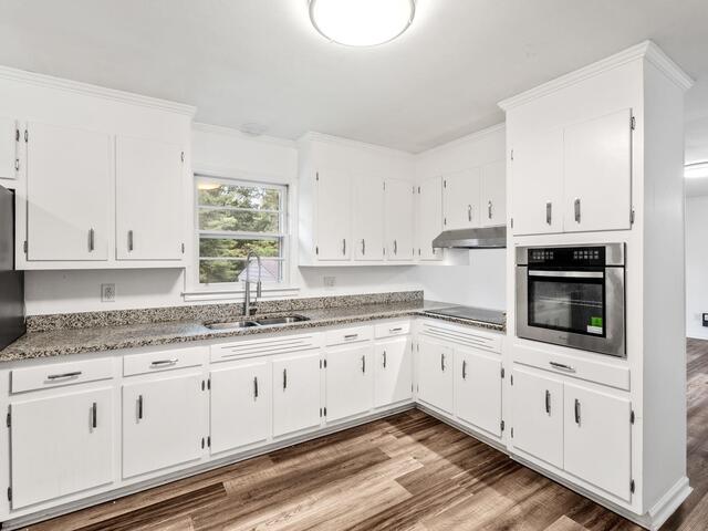 Photo of 100 Swinton Drive