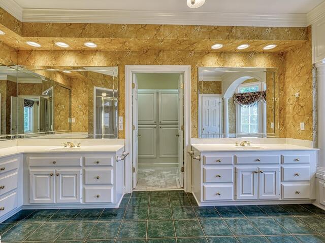 Photo of 234 N Lake Emory Drive