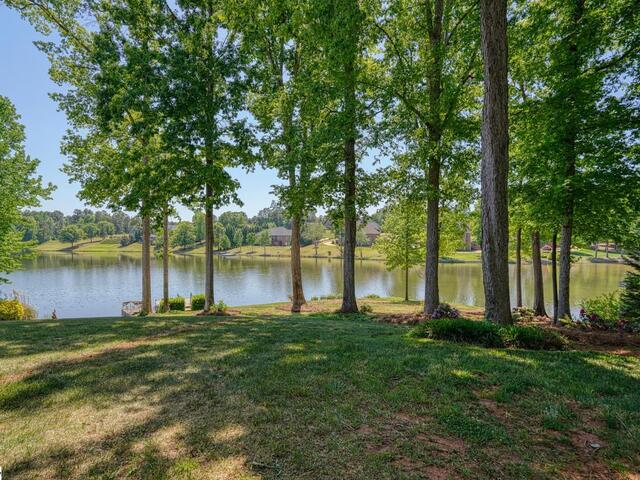 Photo of 234 N Lake Emory Drive