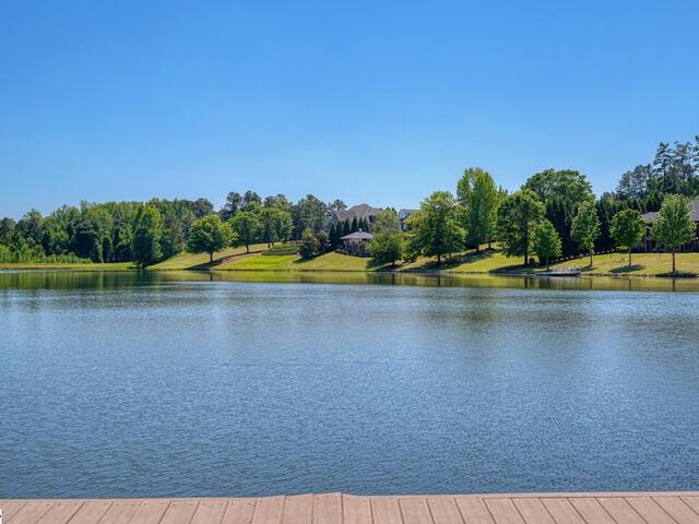 Photo of 234 N Lake Emory Drive