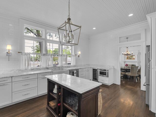 Photo of 109 W Curtis Street