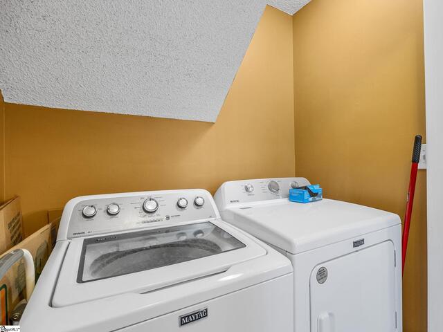 Photo of 101 Jamestown Court