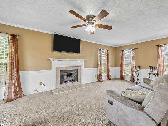 Photo of 101 Jamestown Court