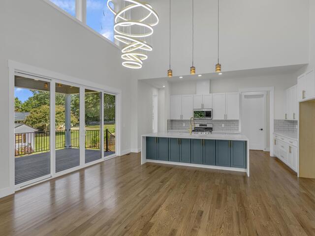 Photo of 48 Village Crest Drive