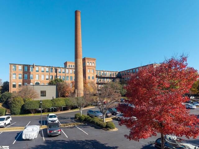 Photo of 400 Mills Avenue