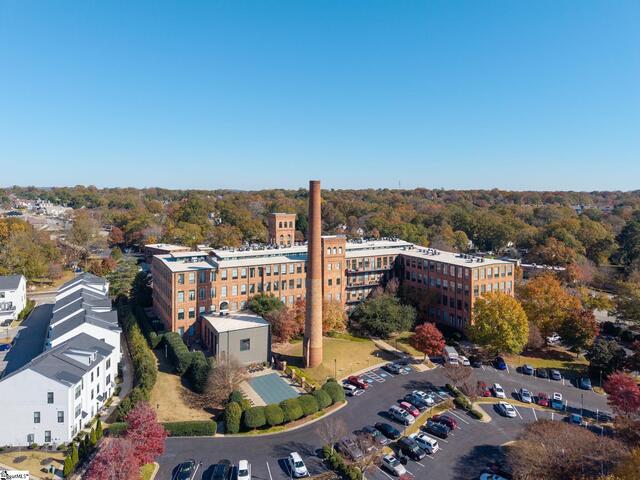 Photo of 400 Mills Avenue