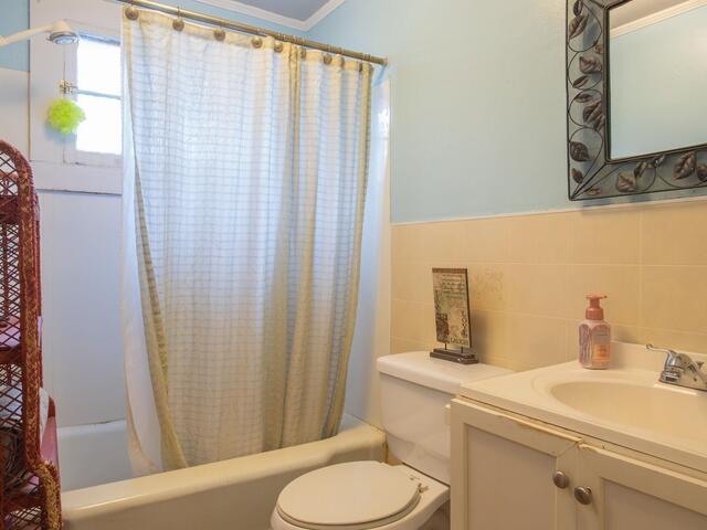 Photo of 105 Grant Street