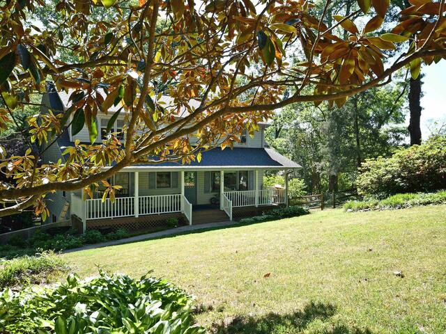 Photo of 215 Riverside Drive