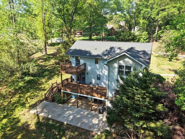 Photo of 215 Riverside Drive