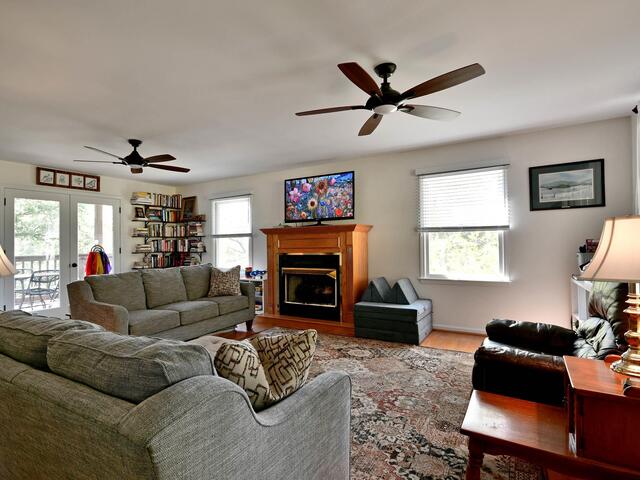 Photo of 215 Riverside Drive
