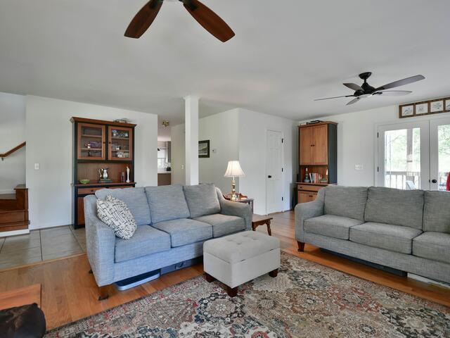 Photo of 215 Riverside Drive