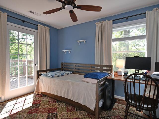 Photo of 215 Riverside Drive