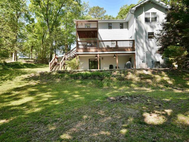 Photo of 215 Riverside Drive