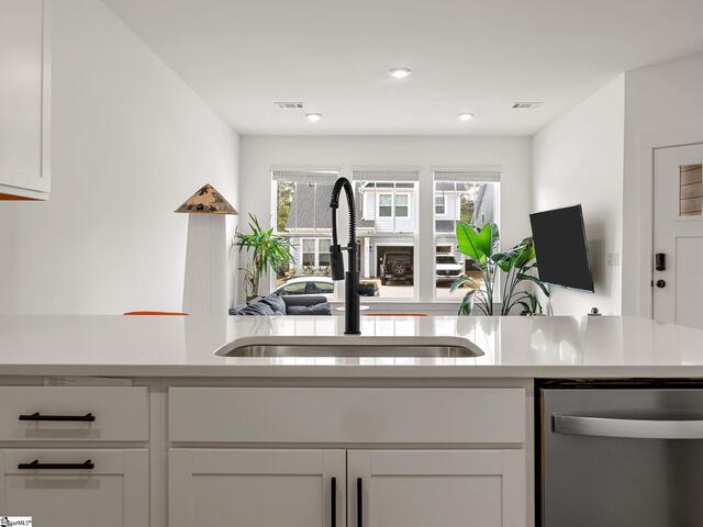 Photo of 476 Mill Park Way