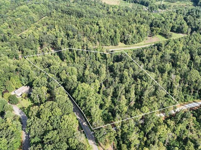 Photo of 502 Chinquapin Road