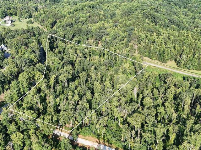 Photo of 502 Chinquapin Road