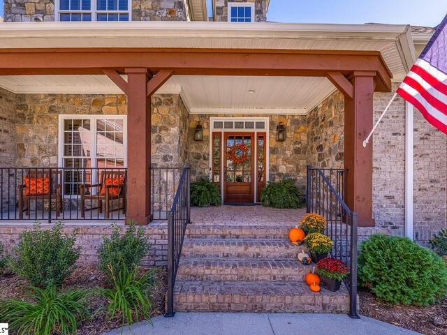 Photo of 1 Riverbanks Court