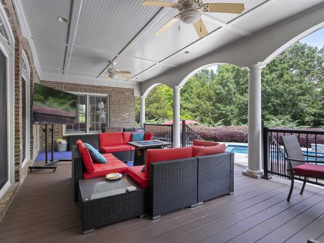 Photo of 20 Stonebrook Farm Way