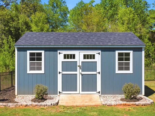 Photo of 318 Summerall Drive
