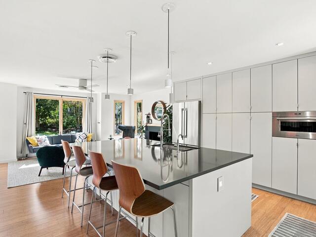 Photo of 15 E Montclair Avenue