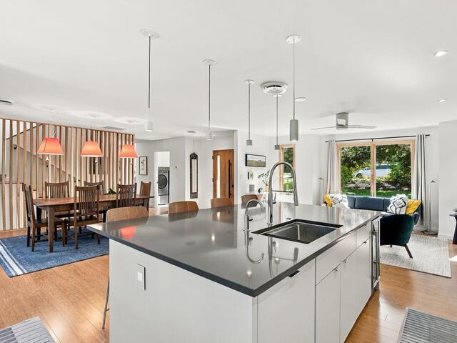 Photo of 15 E Montclair Avenue