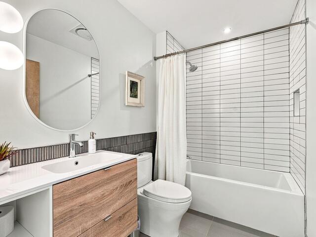 Photo of 15 E Montclair Avenue