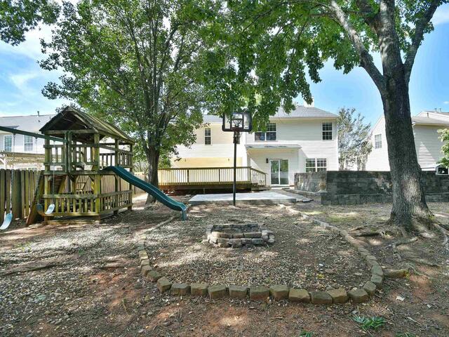 Photo of 614 Fairview Lake Way