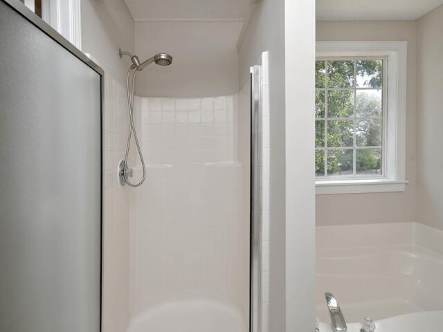 Photo of 614 Fairview Lake Way
