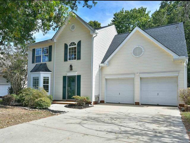 Photo of 614 Fairview Lake Way