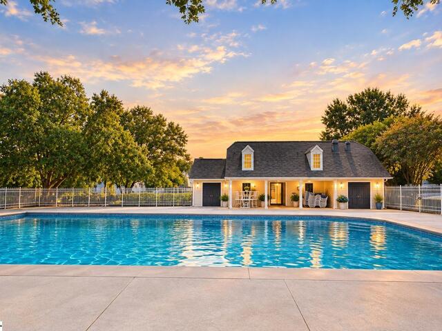 Photo of 614 Fairview Lake Way