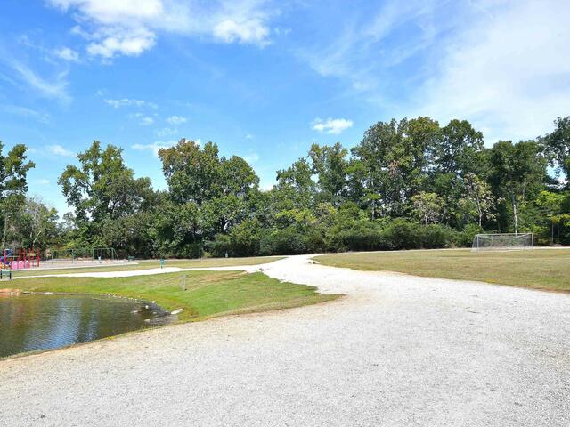 Photo of 614 Fairview Lake Way