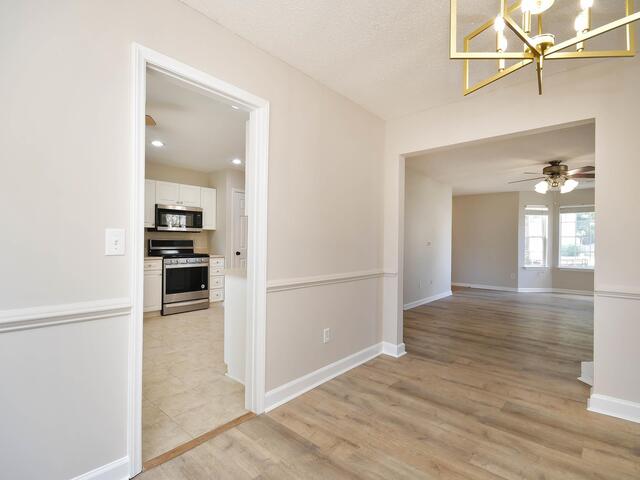 Photo of 614 Fairview Lake Way
