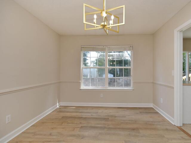 Photo of 614 Fairview Lake Way