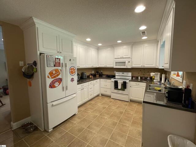 Photo of 111 Chauga Shoals Drive Photo of 111 Chauga Shoals Drive