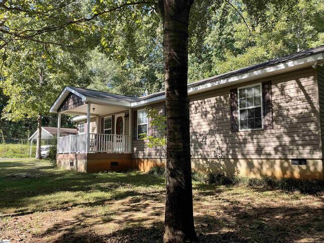 Photo of 111 Chauga Shoals Drive Photo of 111 Chauga Shoals Drive