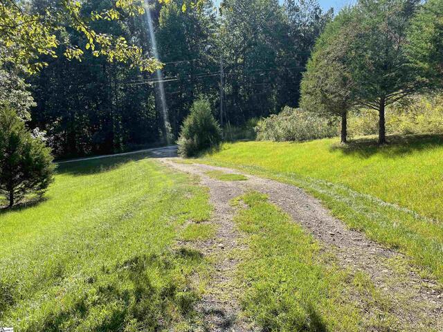 Photo of 111 Chauga Shoals Drive Photo of 111 Chauga Shoals Drive