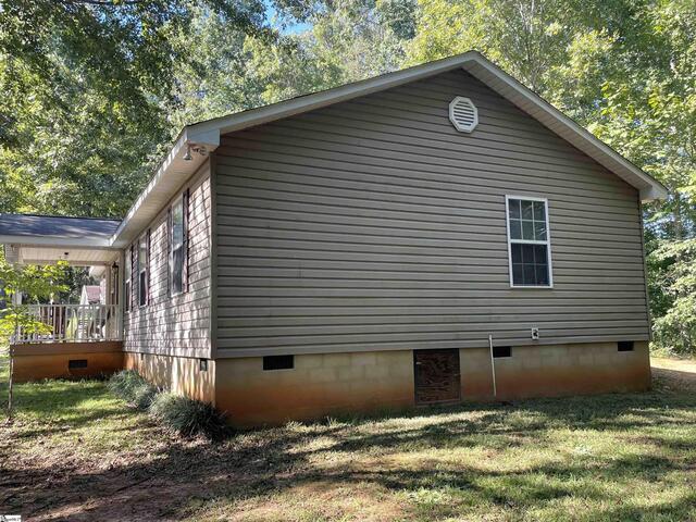 Photo of 111 Chauga Shoals Drive Photo of 111 Chauga Shoals Drive