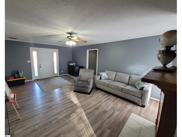 Photo of 306 Timberwood Drive